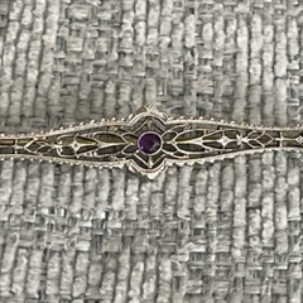 14k Yellow & White Filigree Gold Brooch With Center Amethyst